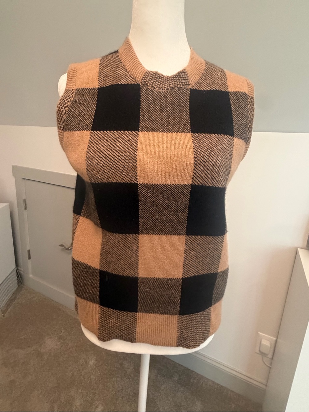 Christian Dior Cashmere Buffalo Plaid Knit Vest Sweater Top Beige Black Sz 4